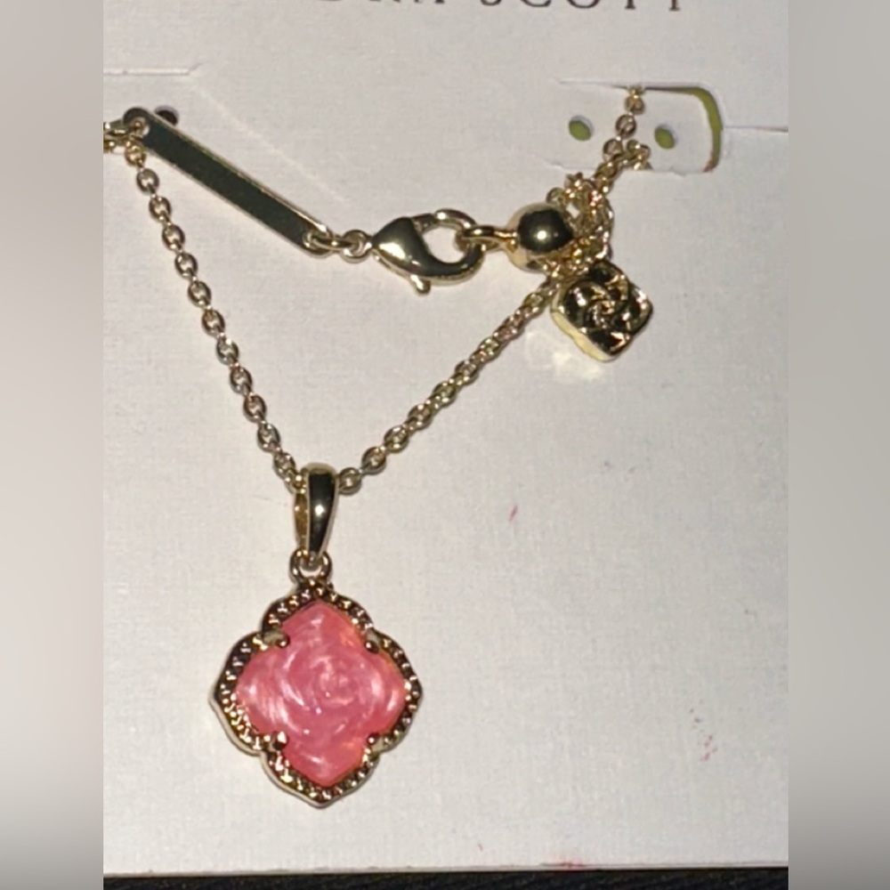 Kendra Scott brand new on tag Rose necklace